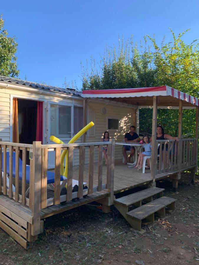Mobil-Home Terrasse Semi-Couverte Limeuil Eksteriør billede